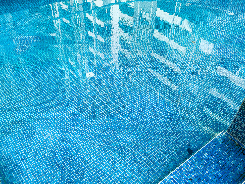 Qué revisar en una piscina o instalación acuática antes de abrir la temporada para prevenir incidencias, trabajar con más seguridad y ofrecer un servicio realmente preparado desde el primer día